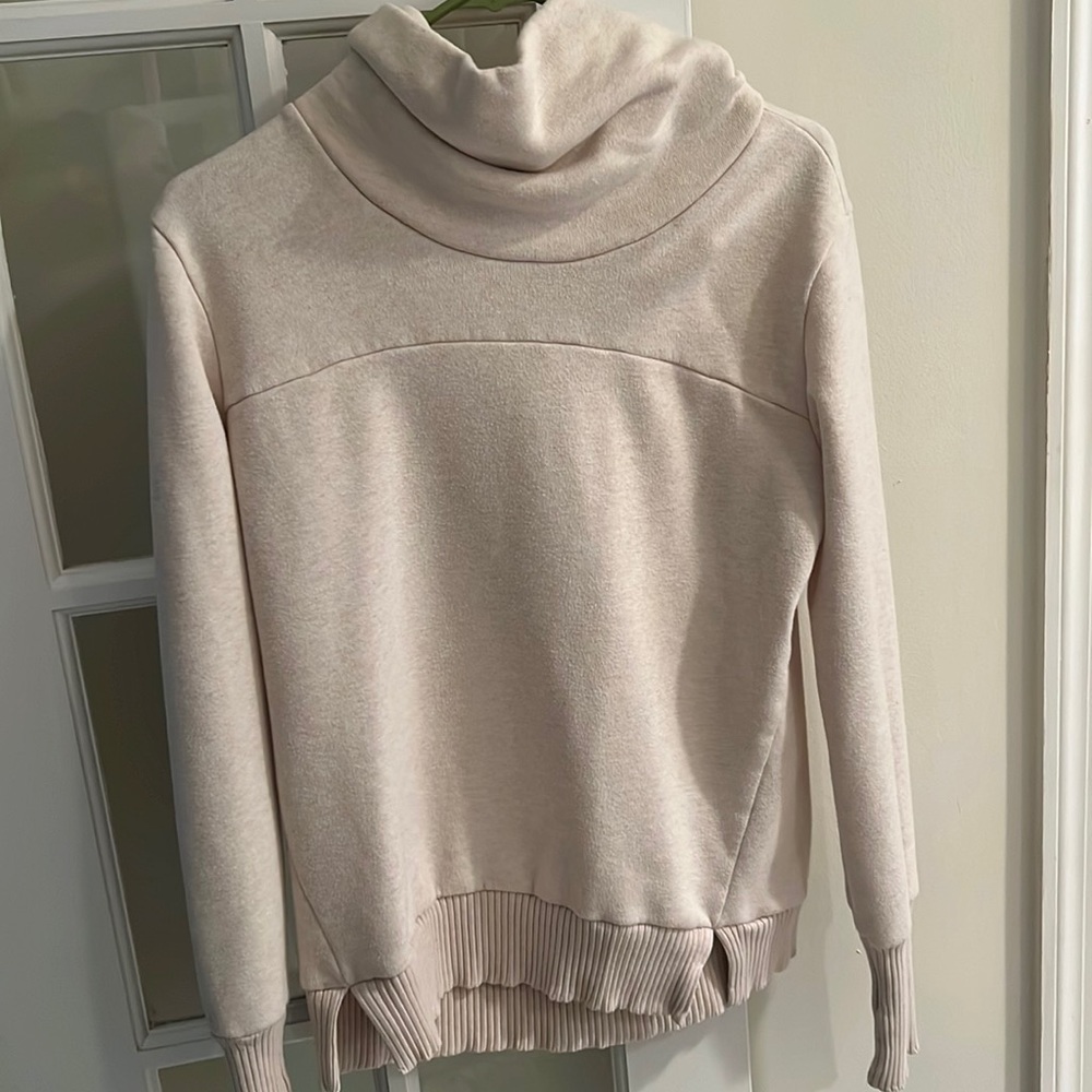 ALO mock neck sweatshirt